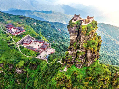 黃果樹(shù)瀑布、荔波小七孔、西江千戶(hù)苗寨純玩雙飛6天